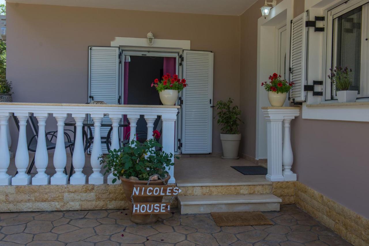Nicoles Houses Аріллас Екстер'єр фото